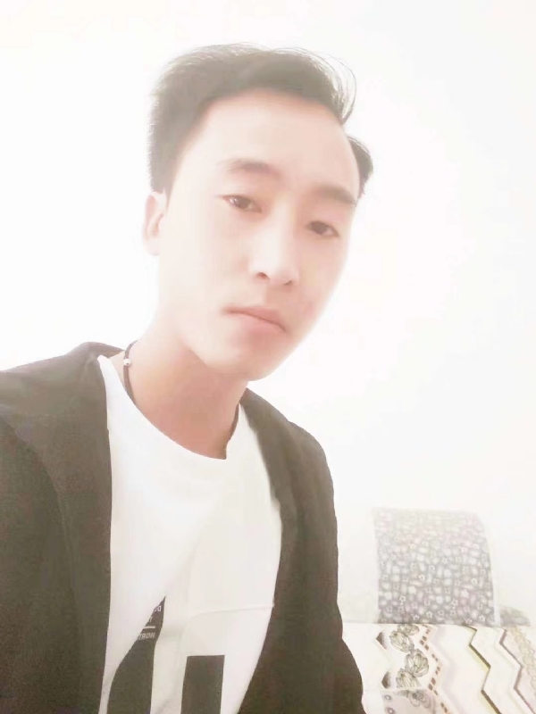 萧艺的第一张照片--昆明残疾人相亲网