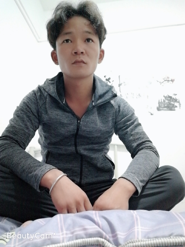 东浩学长的第一张照片--昆明残疾人相亲网