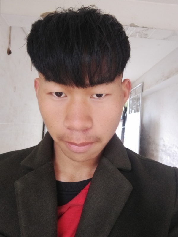少年不在少的第一张照片--昆明残疾人相亲网